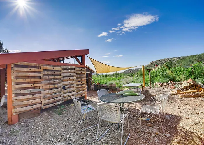 Holiday home Group Retreat On Flower Farm Near Sedona Trails Cornville